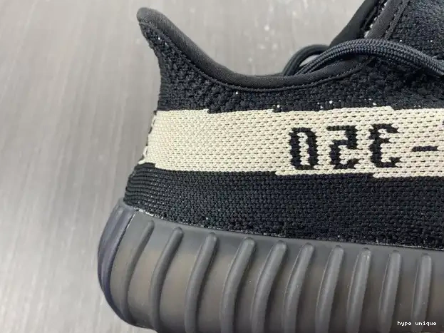 hype Yeezy BY1604 White Core Black V2 Boost 350 Adidas 0327